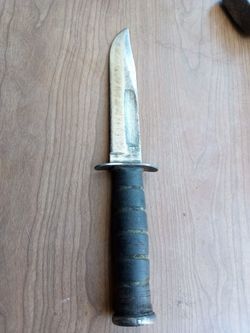 Camillus vintage WW2 era original memorabilia