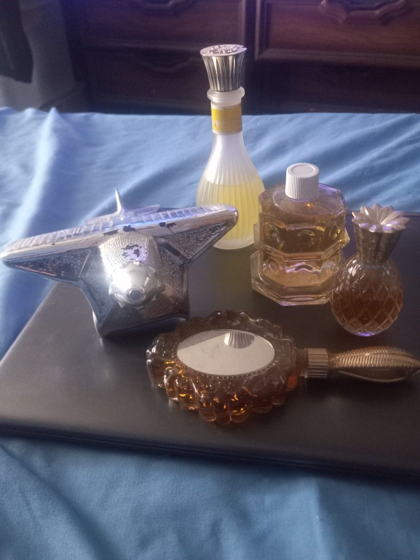 5 Vintage Avon Collector Cologne/Perfume Bottles