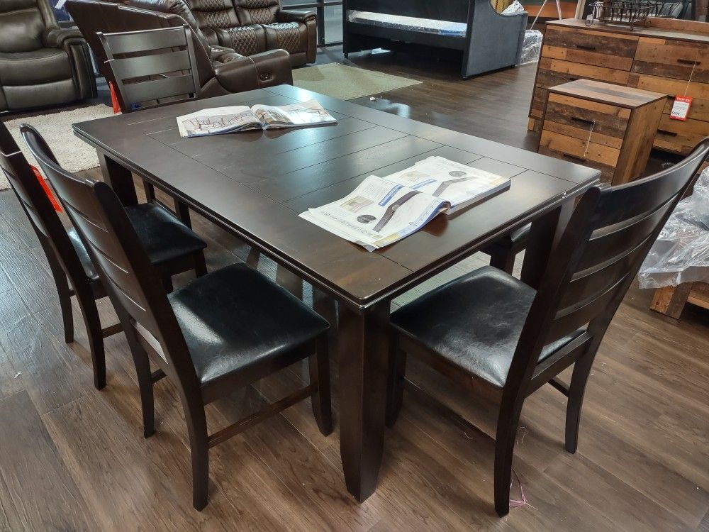 New Dining Set With Table Bench And Four Chairs