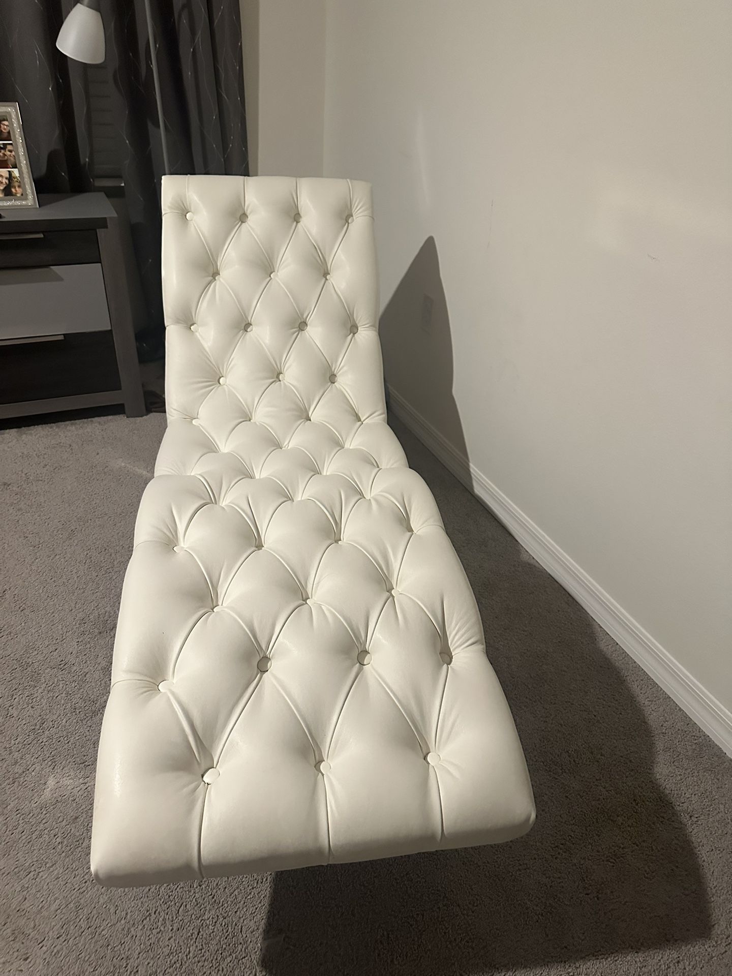 White Tufted Chaise
