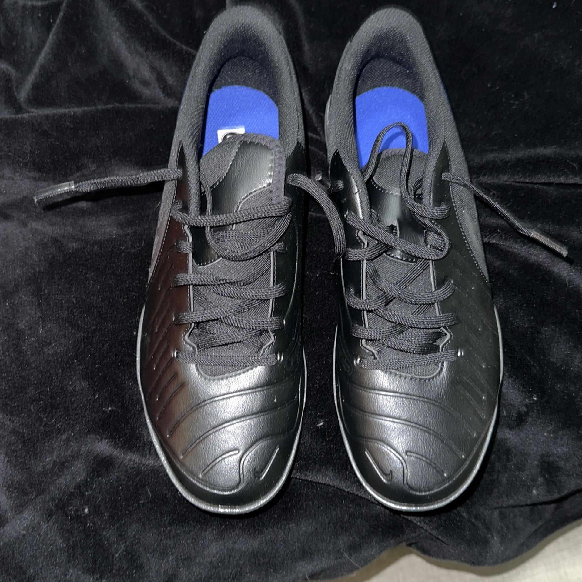 Indoor Soccer Shoes Size 10 1/2
