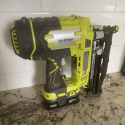 16ga Finish Nailer And 18ga Brad Nailer