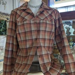 Beige Brown And Salmos Colored XL Pendleton Wool Long Sleeve Button Up
