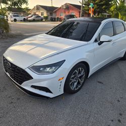 2022 Hyundai Sonata 