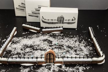 Dept 56 Churchyard Gate And Fence & Extensions 