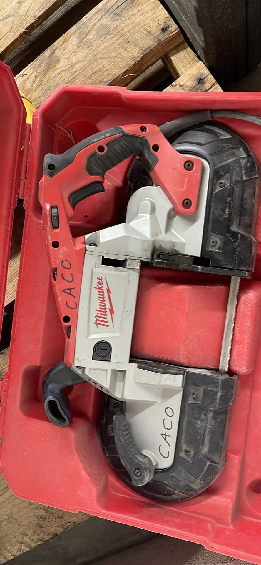 Milwaukee Deep Cut Porta Band Saw