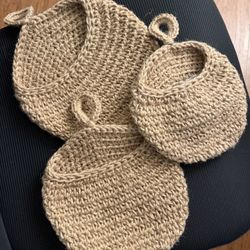 Hanging fruit basket for kitchen 