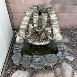 Water Fountain Feature 