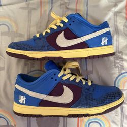 Nike X Undefeated Dunks 