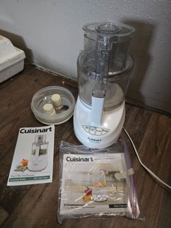 CUSINART Prep 11 Plus Food Processor and Attachments
