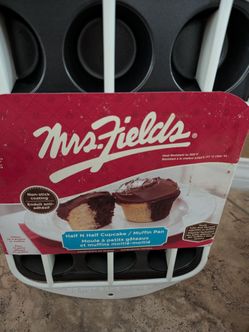 Specialty Cupcake Tray