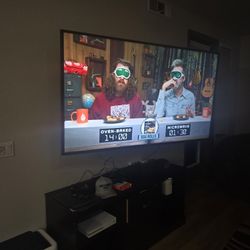 70inch LG 4k Led TV With Full Motion Mount And Sound Bar
