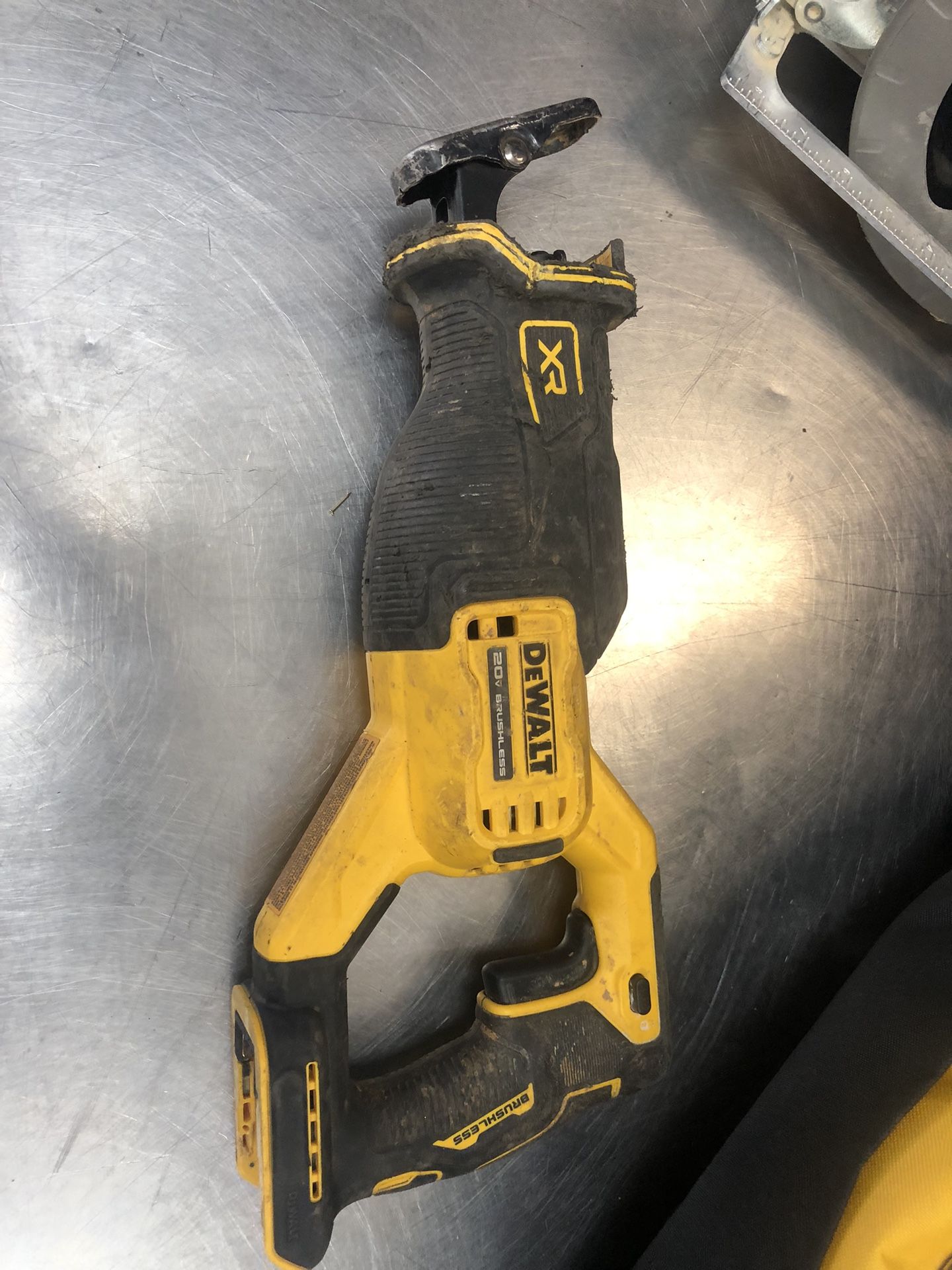 USED TOOL SALE DEWALT AND MORE