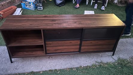 Tv stand