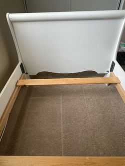 Bundles 1 White Sleigh Bed Frame, 1 Dresser, 1 Mirror, 1 Jewelry Box, 1 Nightstand and 1 Dinosaur Box Spring. OBO