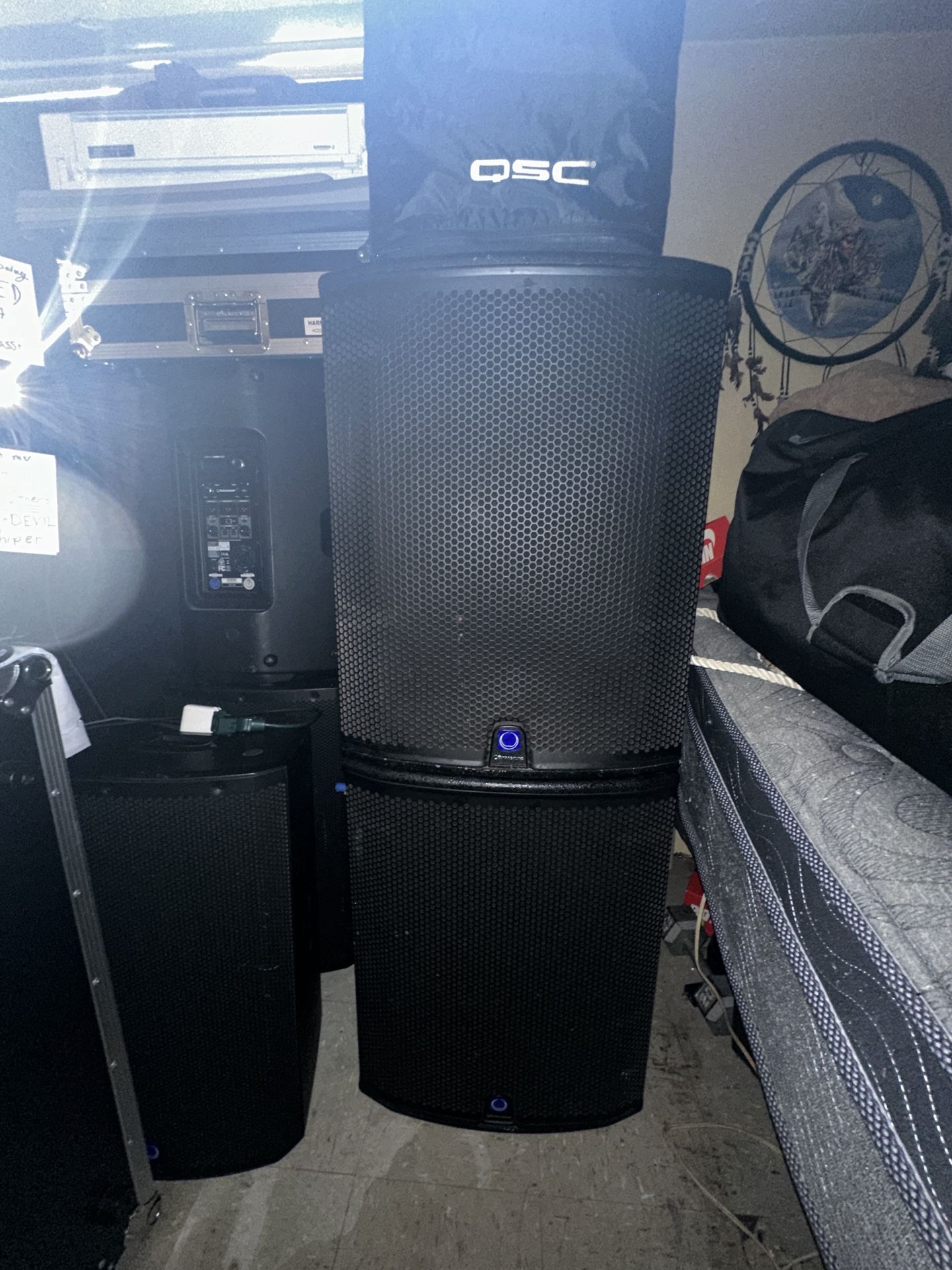 2 TURBOSOUND IQ18B: Front Loaded Powered Subwoofers