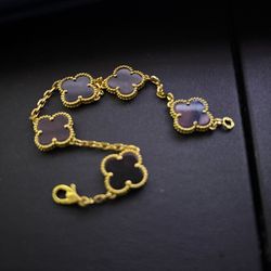 Van Cleef 18k Gold And Black Bracelet