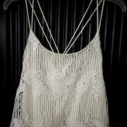 Brand New Women’s Top From Tilly’s 