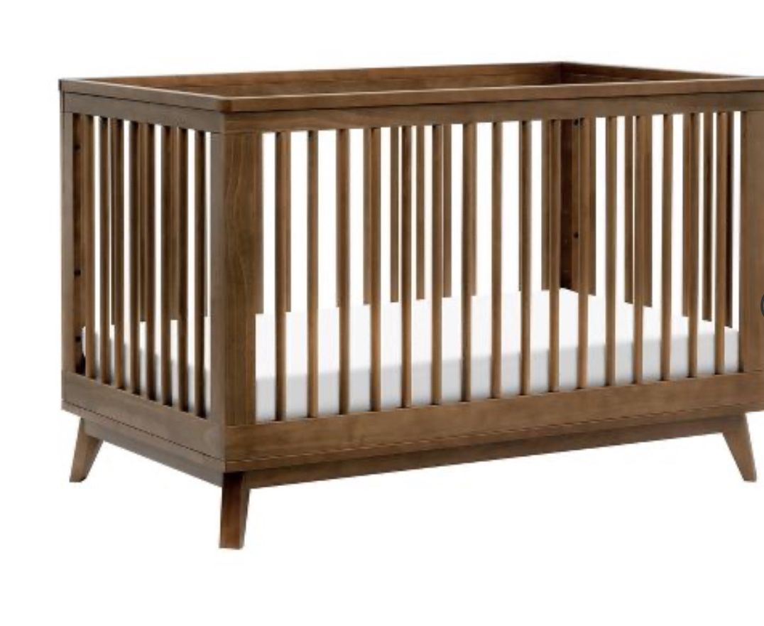 MDB Family 4201 Crib