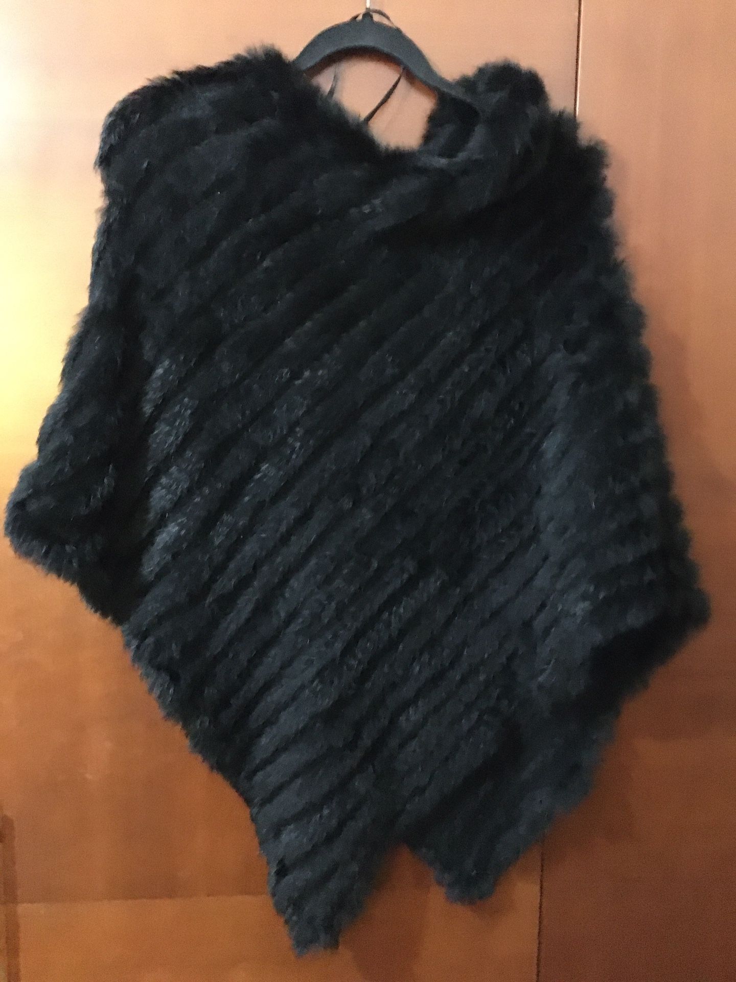 Wilson’s Maxima Poncho Shawl