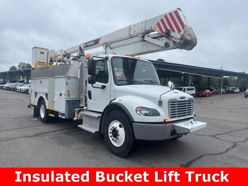 2016 Freightliner M2