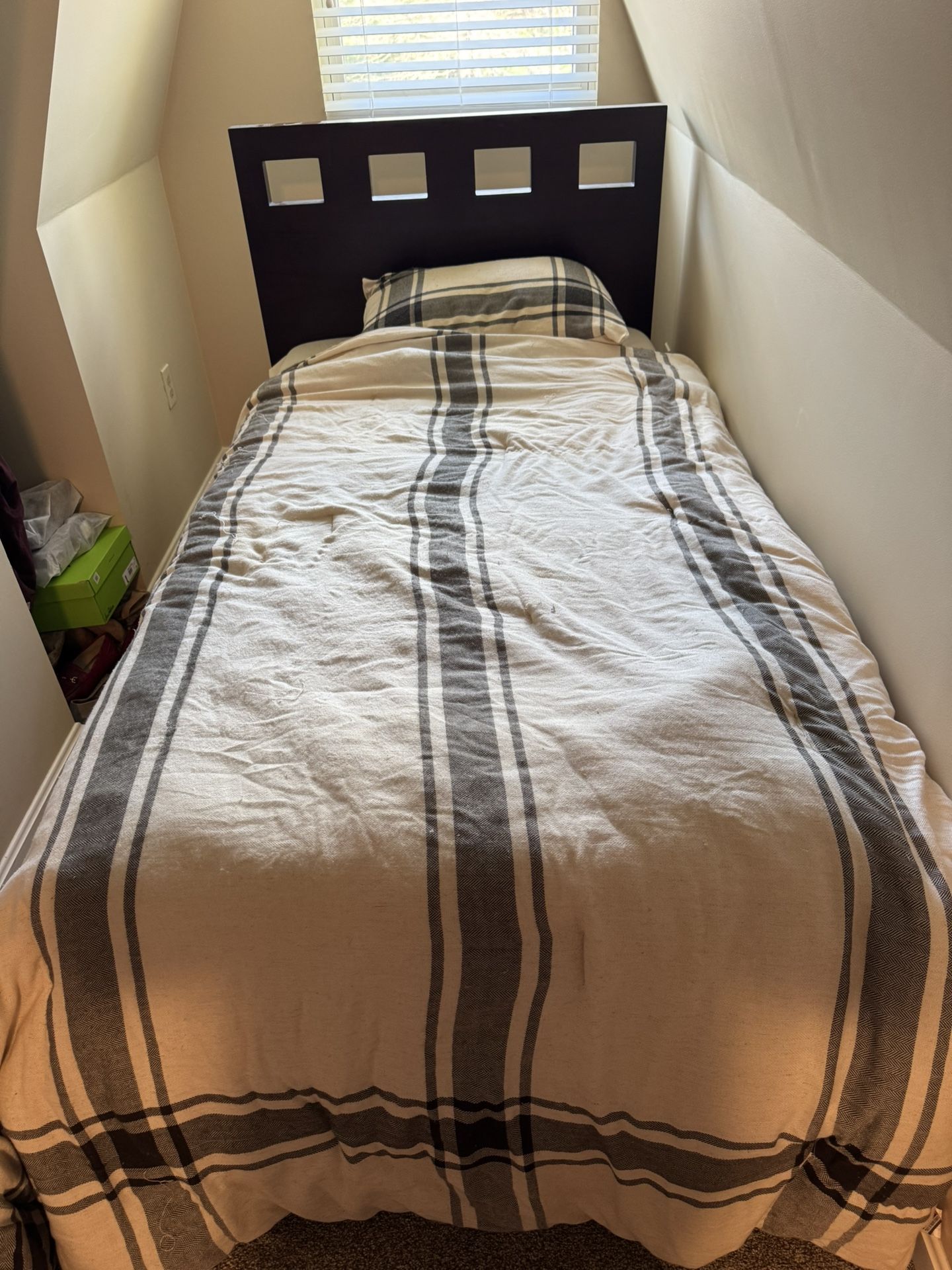 Twin Bed Set
