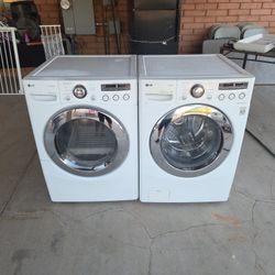 LG Washer And Dryer Set 