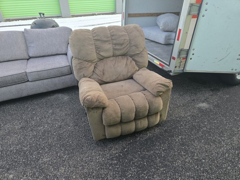 Recliner Chair