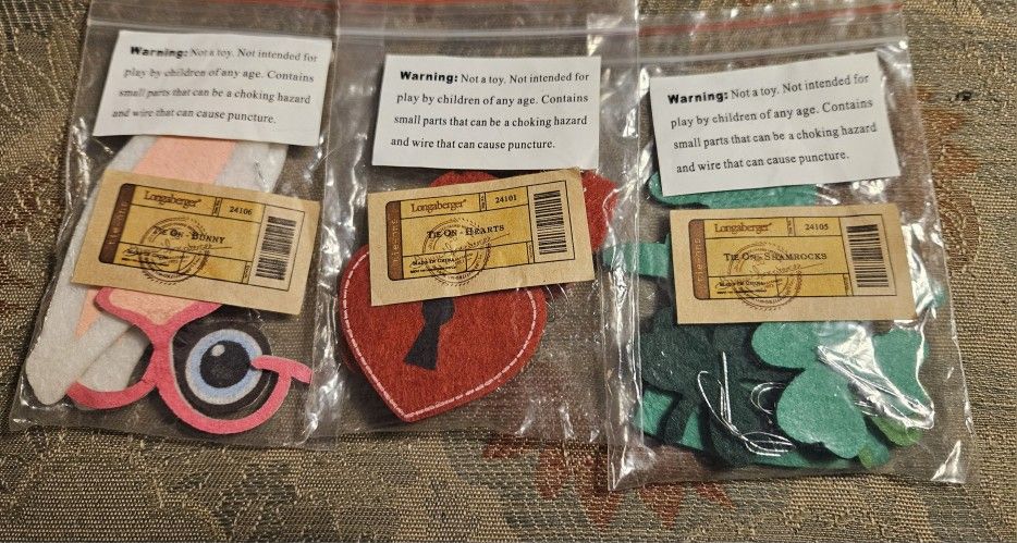 3 packs brand new longaberger felt basket tie on pies 3 packs alll brand new