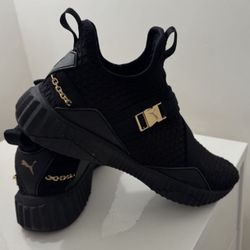 Puma Black & Gold Women’s Sneakers - Size 10