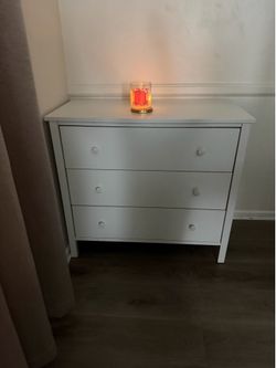 IKEA three dresser draw