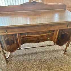 Excellent Condition Antique Buffet 