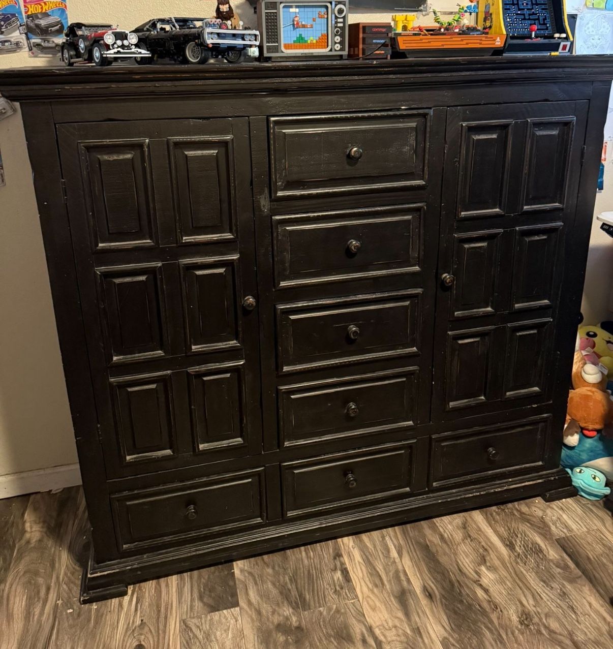 American Furniture Warehouse Large Dresser.