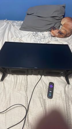 TCL Flat Screen TV with Roku Remote