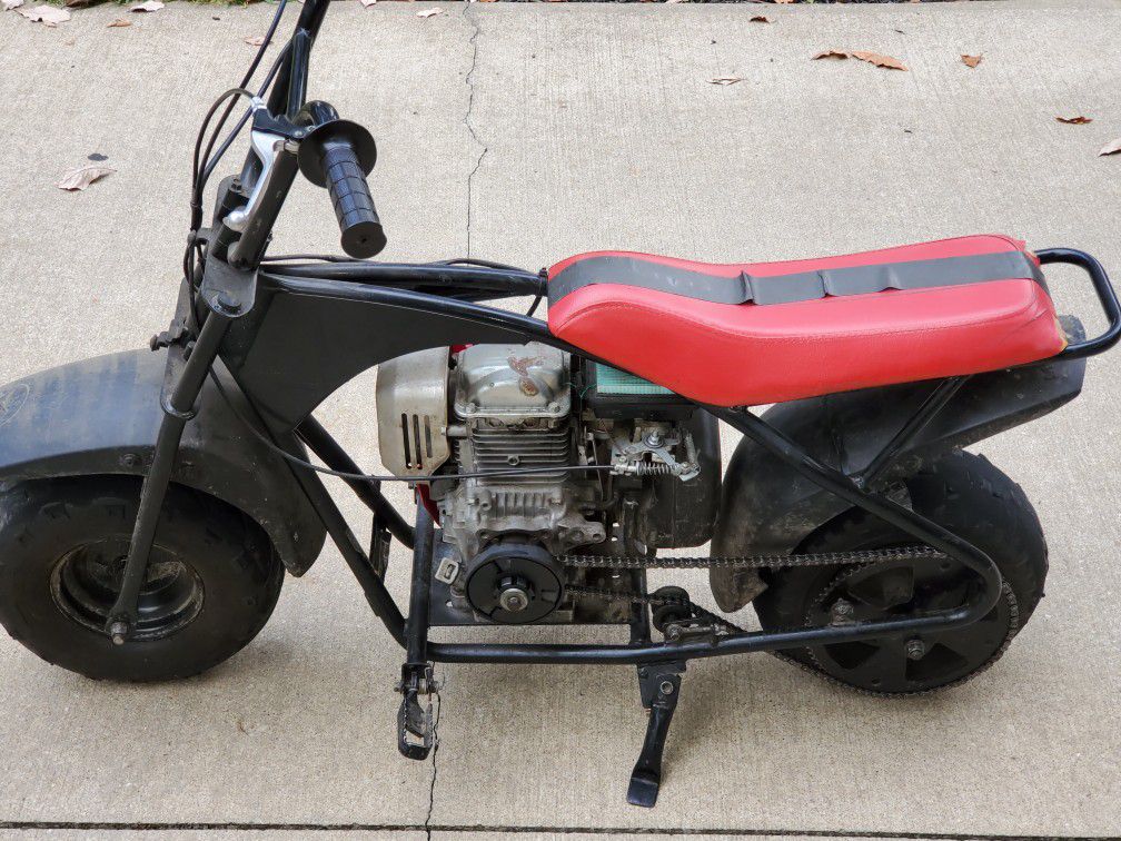 Motovox MBX10 dirt bike (212cc)