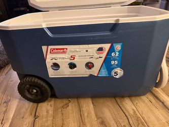 Coleman Xtreme 5 62-Quart Wheeled Cooler