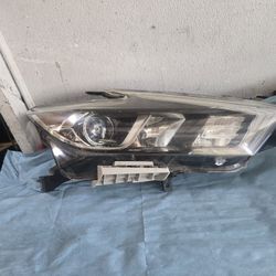2016 2018 nissan maxima passenger oem headlight 