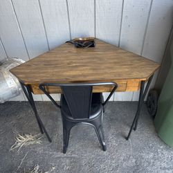 Antique Desk With Chair 