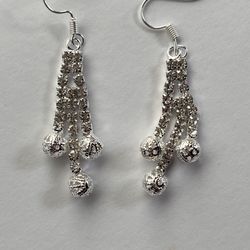 Long Silver Rhinestone Dangle Delicate Chain  Tassel Earrings.