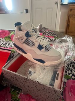 Jordan Retro 4 military blue