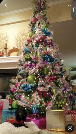 Colorful Christmas Tree decorations!!