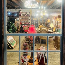 VTG Candelabra Style Ornate 4-Branch Tall Table Lamp