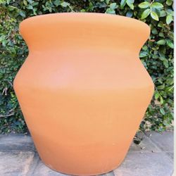 XXL Queen Pot Planter