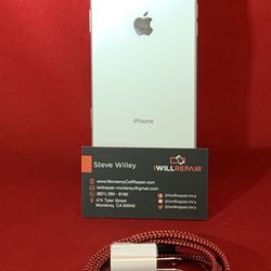 Apple iPhone XR white 64 GB unlocked $380