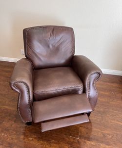 Recliner Chair 
