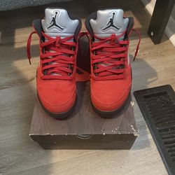 Jordan 5 raging bull size 9