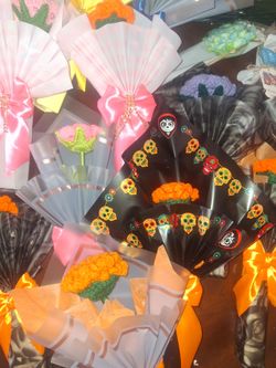 Handmade Crochet Flower Bouquets with Decorative Wrapping