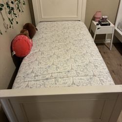 Twin Bed