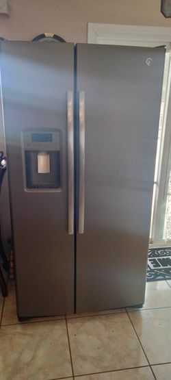 Refrigerador Usado!! Si Trabaja pero No Enfría!! Parece que es el Freon.!!!