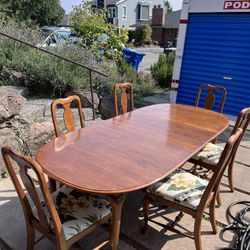 Ethan Allen Circa 1776 Solid Maple Queen Anne 90